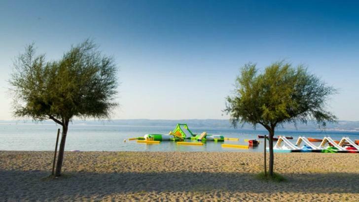 Natali Apartment Omis Bagian luar foto